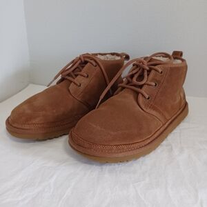 UGG Men's Neumel chukka tan Sueder leather Boots lace-up size 8